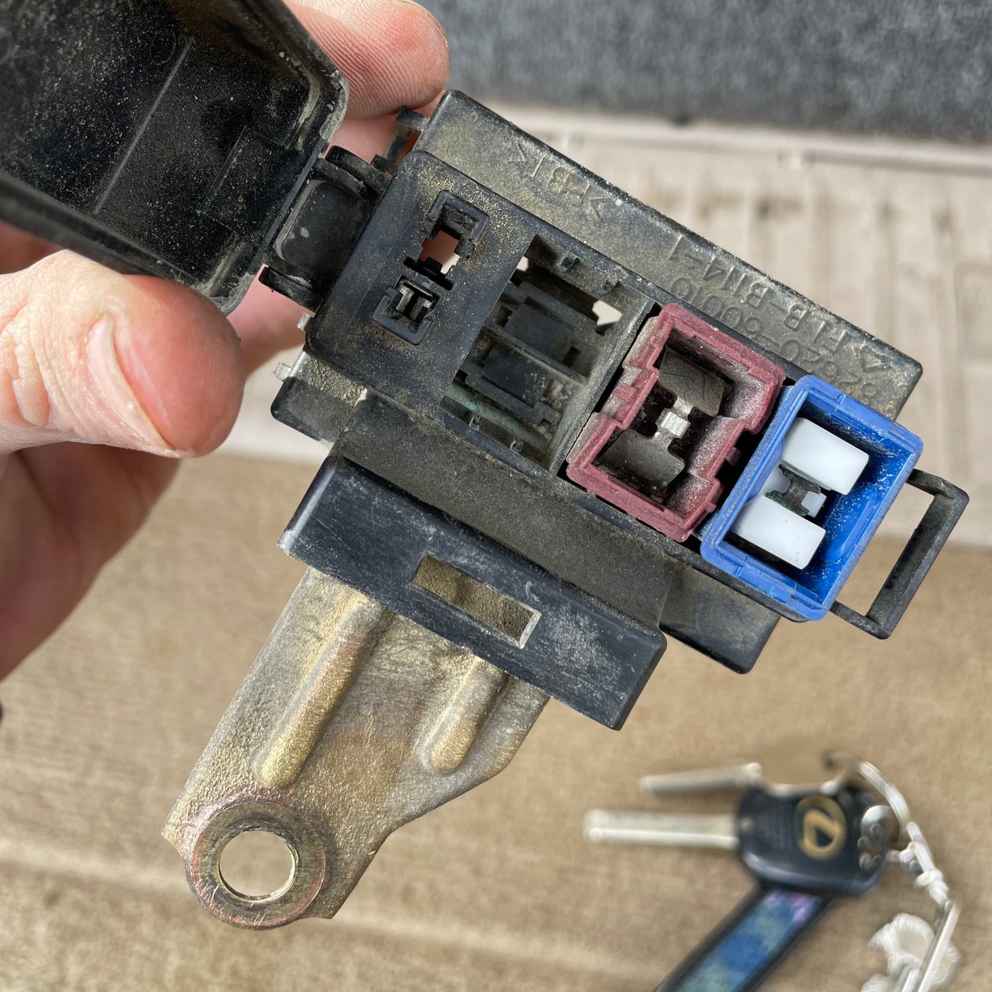 100 Series OEM Fusible link assembly kit (1998-2002)