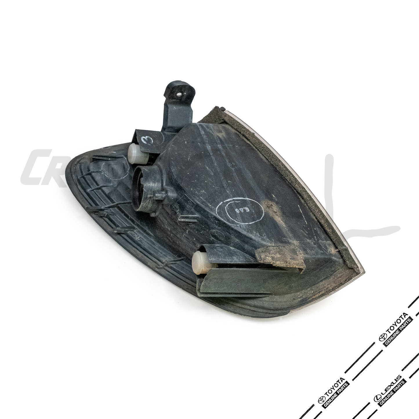 USED OEM corner lens for 100 Series Land Cruiser