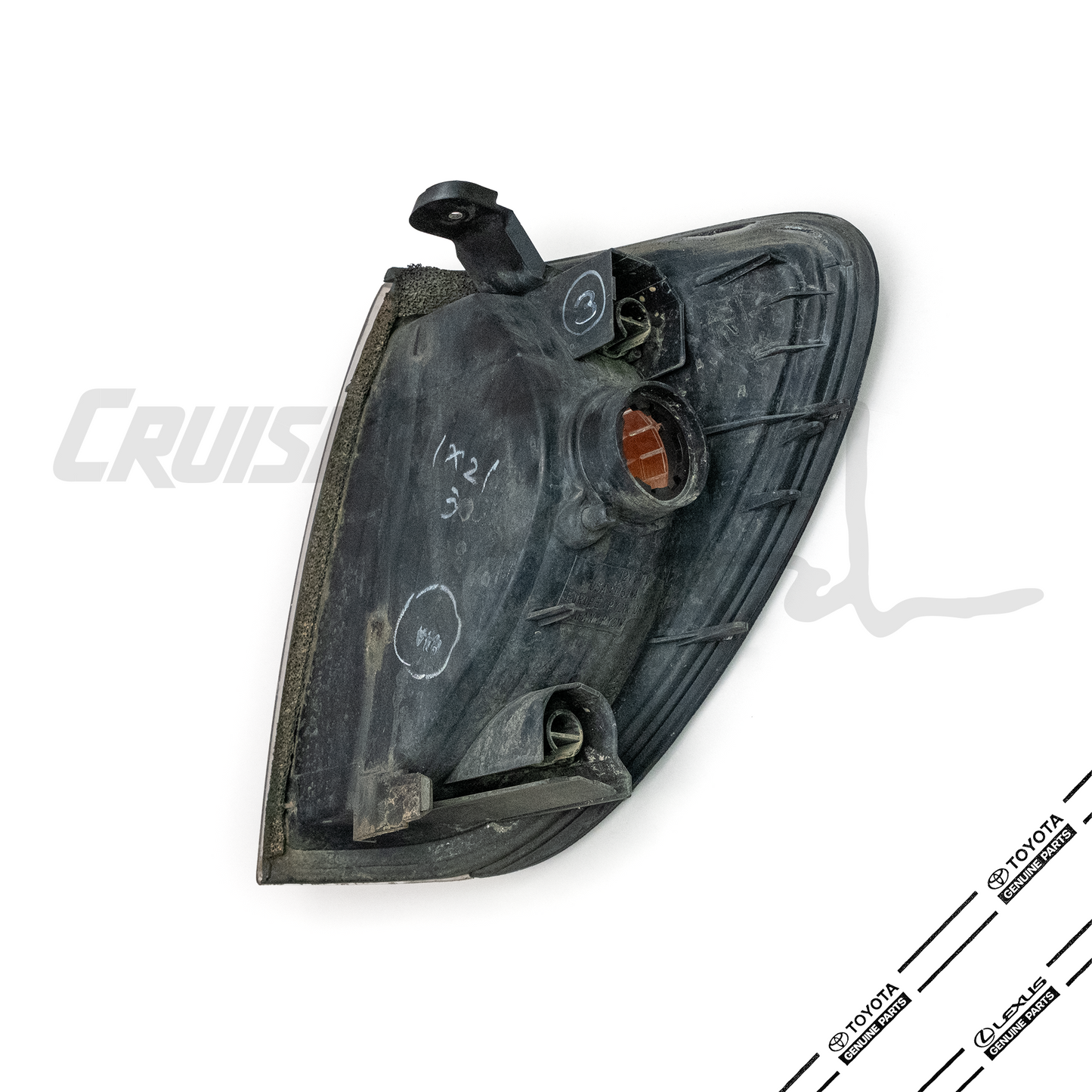USED OEM corner lens for 100 Series Land Cruiser