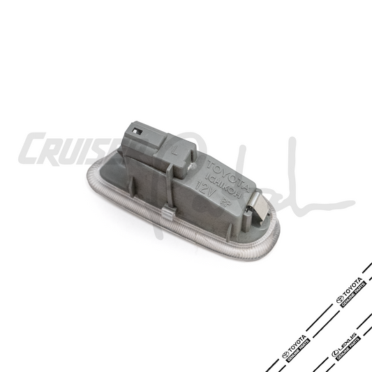 USED 100 Series door card light assembly