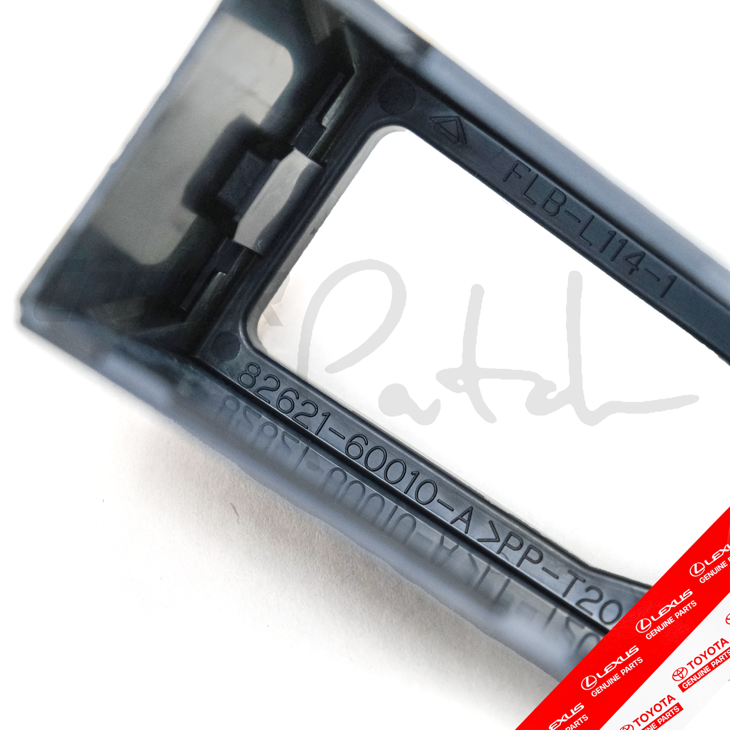 OEM 100 Series Toyota Land Cruiser LX470 Fusible Link Assembly Cover (Delisted)