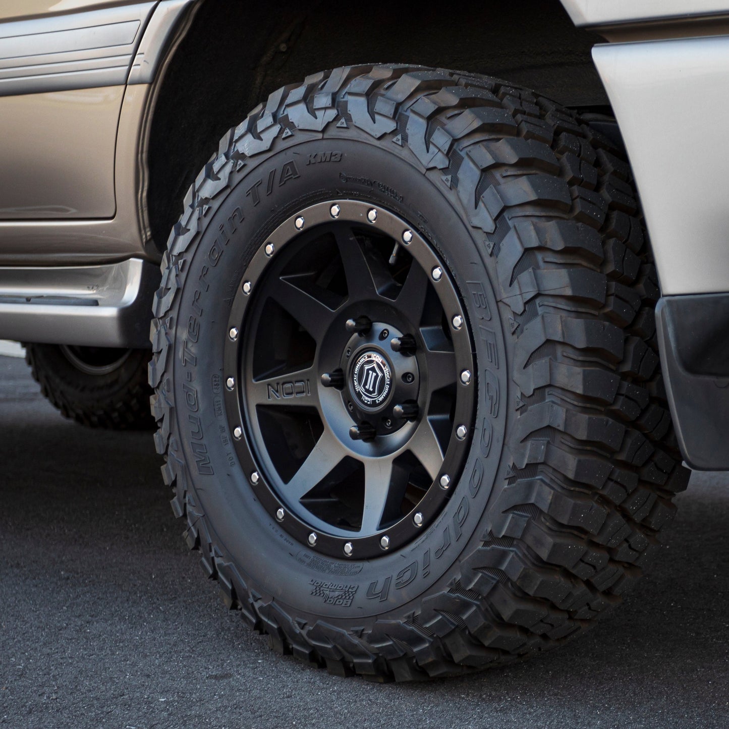 Black Icon Rebound Wheels